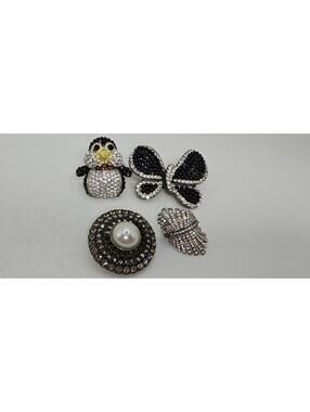 Set of 4 Vintage Rings Black and Clear Rhinestone with Pearl Accent
